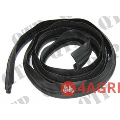 Bonnet Moulding